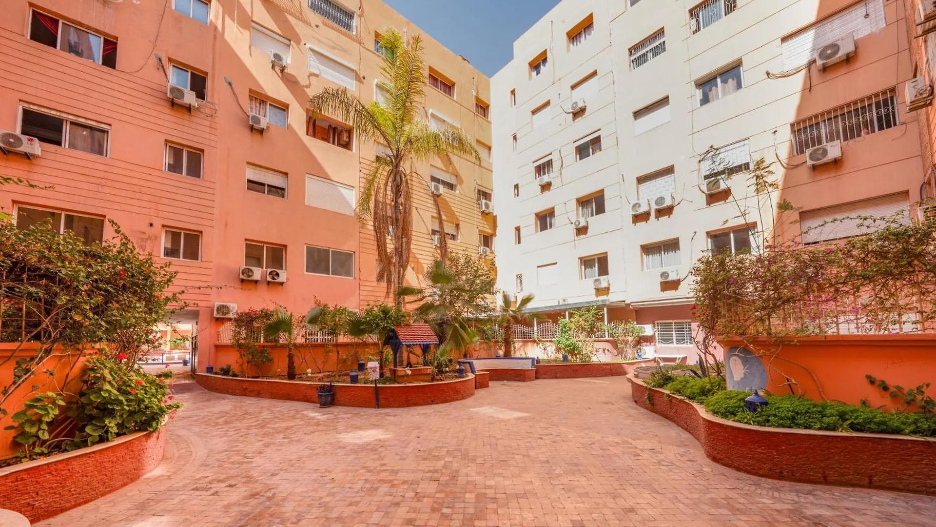 Elegant Appartement 2 Chambres Avec Piscine Et Climatisation A Gueliz Marakéš Maroko